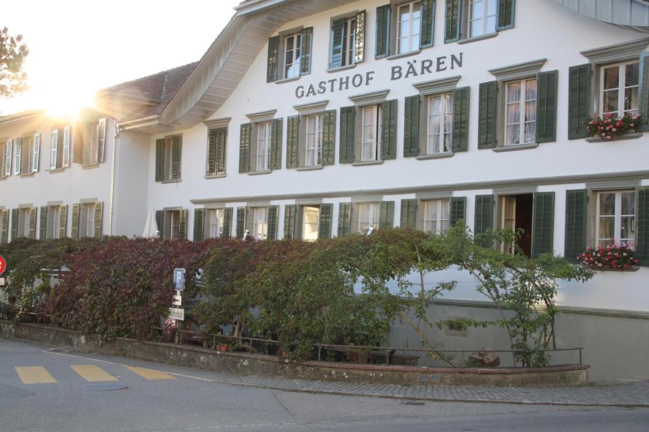 Gasthof Baeren Laupen ภายนอก รูปภาพ